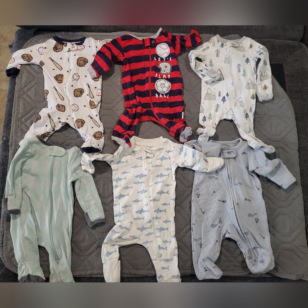 Assorted NEWBORN Baby BOY Clothing Bundle - Picture 9 of 11